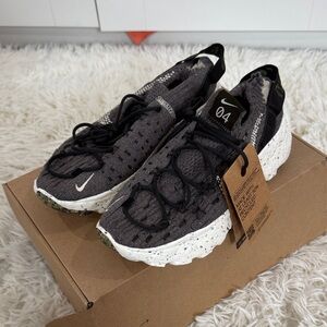 Nike space hippie 04